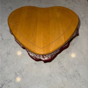 Longaberger Sweetheart Basket Combo